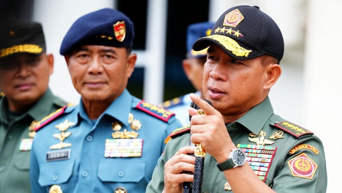 Panglima Tentara Nasional Indonesia(TNI) Mau Ganti Doktrin Peperangan: Yang Kita Pakai Produk Lama