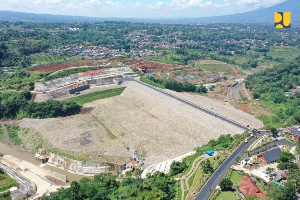 Jakarta Senantiasa Banjir Walaupun Terdapat 2 Bendungan di Puncak, Kok Dapat?