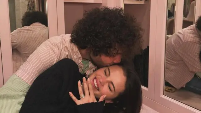 Tanggal Pernikahan Selena Gomez dan Benny Blanco Terungkap, Lokasi Pesta Masih Misterius